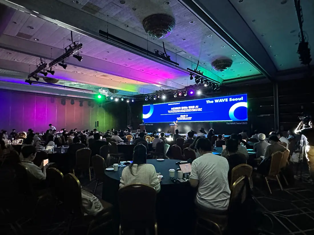 Joshua Koo, founder and lead of ALPHAG3N, speaks at TheWaveSeoul conference at COEX in Seoul, Korea photo 3